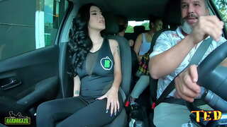 Ona são paulo nahá v autě a chce udělat její první porno film