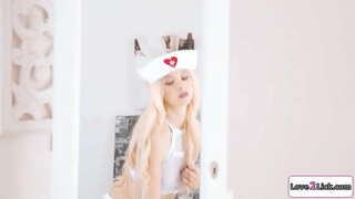 Ролевой шудон понна сиська дӥсяськем пичи блондинкаос медсестра.Со грудастый туганды ачиз сярысь сюлмаськыса, чиньыдэ нюлод но пизда, сое ишкизы.Сое со пуктӥз азьын, берын со оправаослэсь